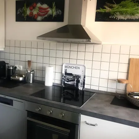 Gemütliches Zuhause Im Dachgeschoss Am Königsplatz *